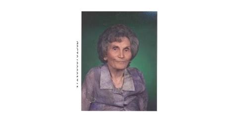Elizabeth Born Obituary .